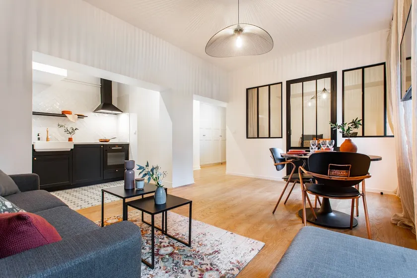 Luxuous loft in the jourdains'village-Imhost - Image 1