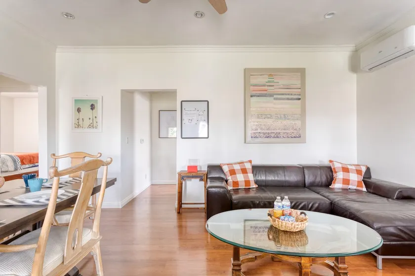 Warm and cozy family home in Alhambra - 3B2B - Image 1