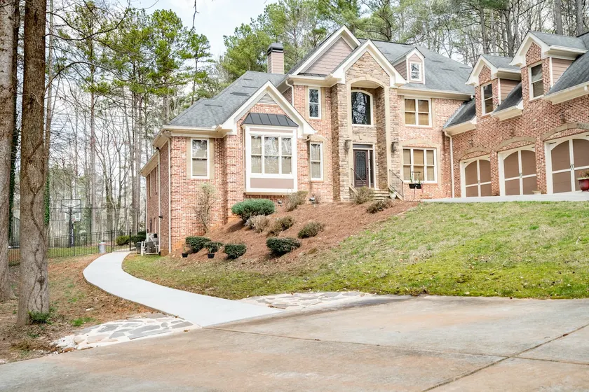 3000sq.ft. Guest Suite: Entire Private Lower Level - Image 1