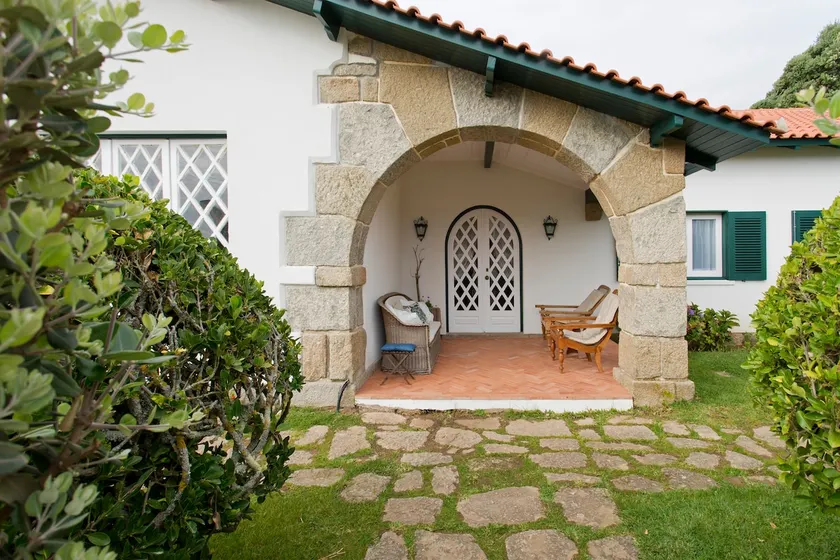 Beach house in Miramar - Image 1