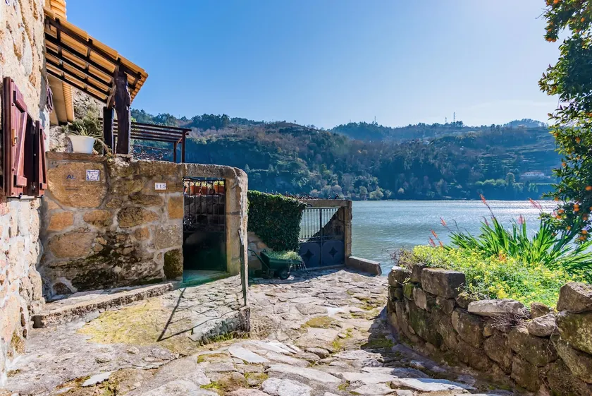 Casa do Rio Paços de Gaiolo - Image 1