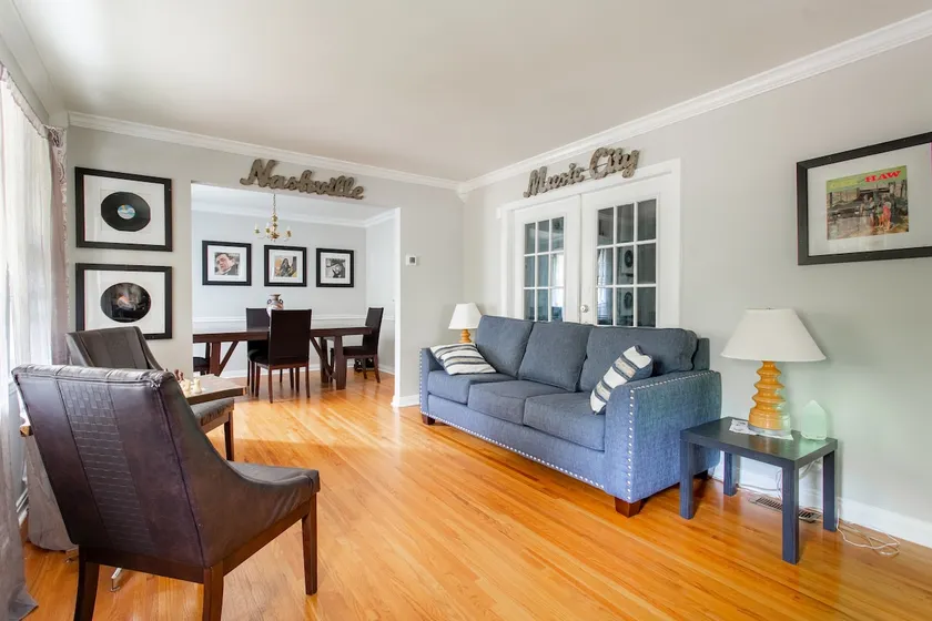 Guest Favorite | Spacious 3BR. Minutes to Downtown - Image 1