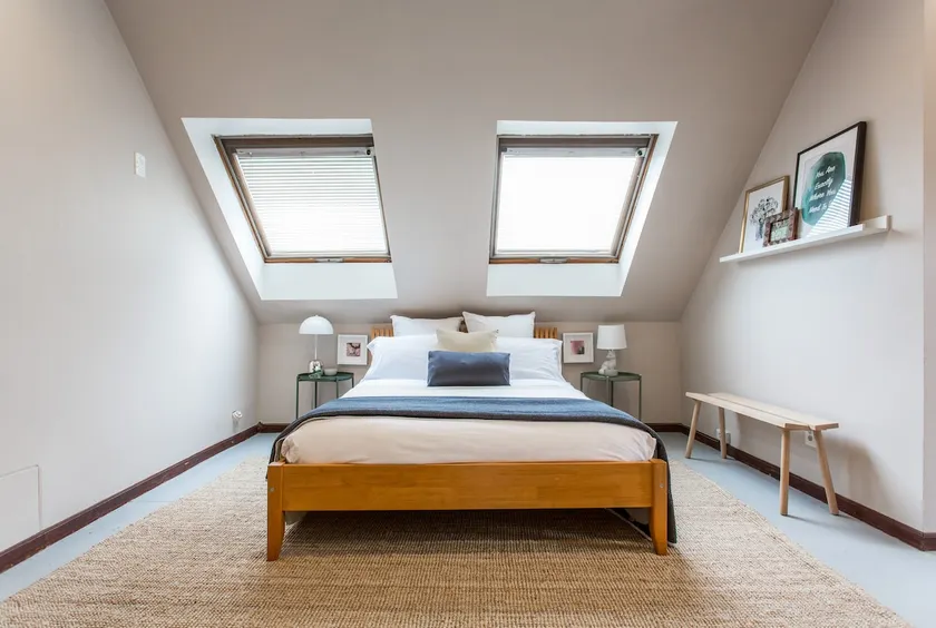 Skylights, King Bed, 2 bedrooms - Image 1