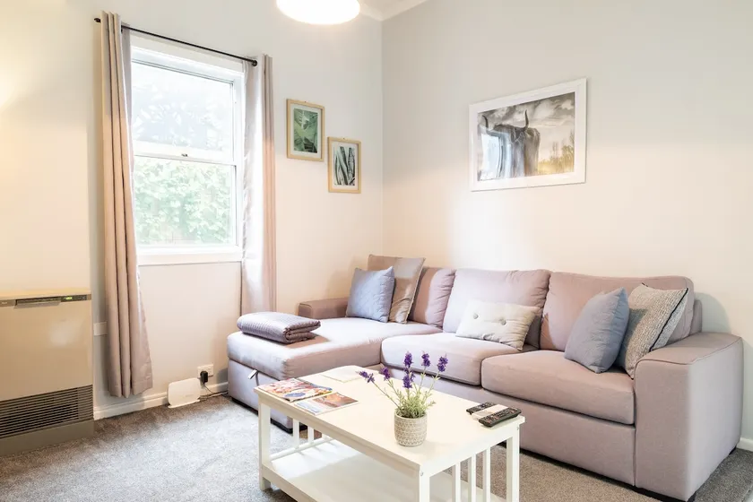 Quartz Cottage Geelong - Image 1