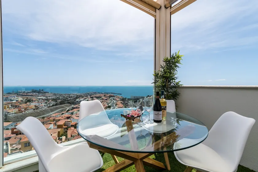 Peak of Arguineguin Deluxe apartments - Image 1