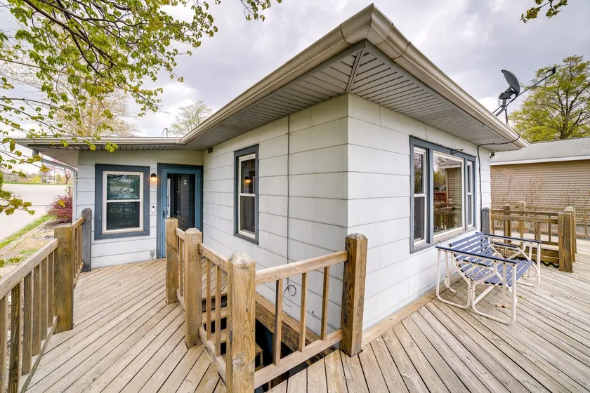 Columbia City Vacation Rental w/ Lake Access - Image 1