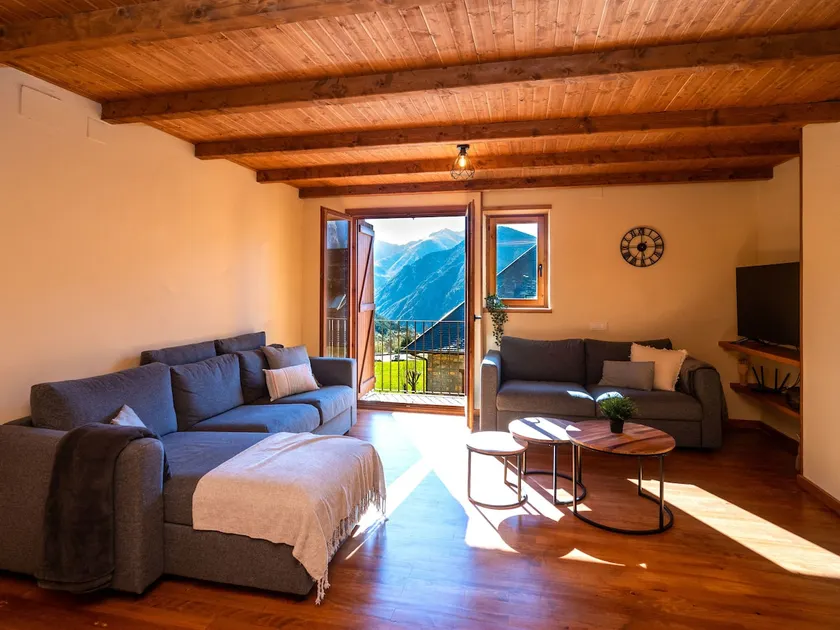 Peak by Interhome - Image 1