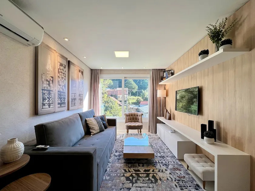 Haus 2-bedroom Downtown Apartment by Achei Gramado - Image 1