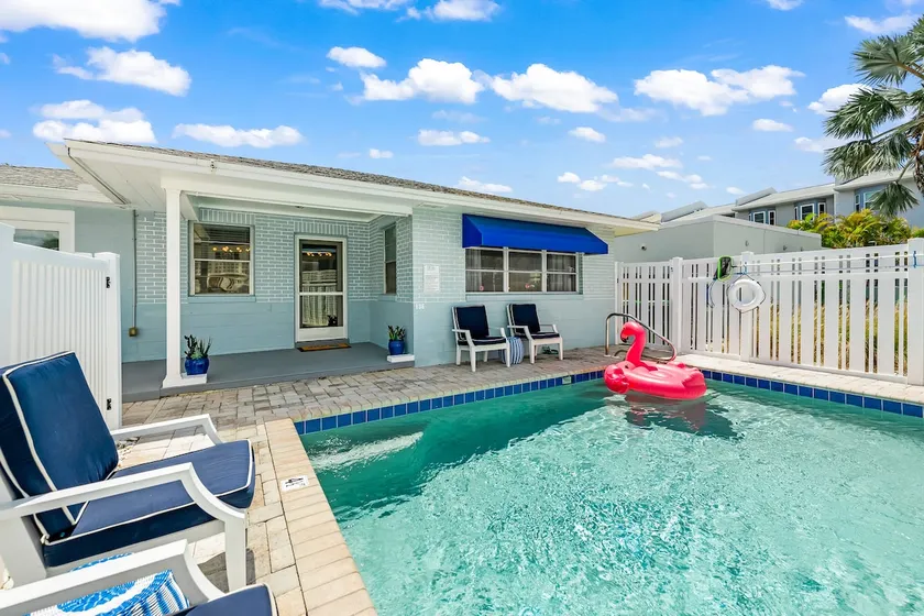 Close to beach! Updated home with private pool! - Image 1
