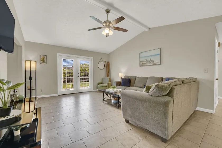 Relaxing Getaway – 3BR Home Near Panama City Beach - Image 1