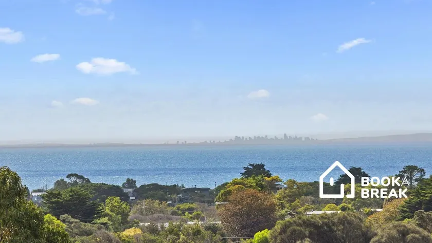 Sea For Days - Panoramic Bay Views in Rye - Image 1