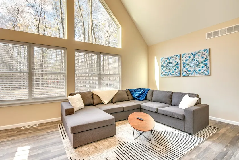 Hike & Ski: Pocono Lake Home w/ Community Perks! - Image 1