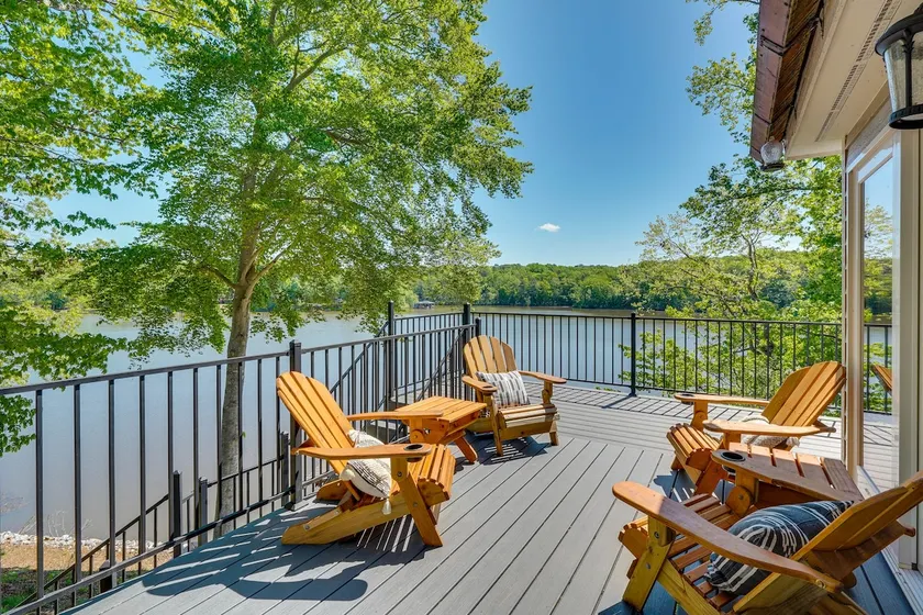 Lakefront Vacation Rental w/ Views & Hot Tub! - Image 1