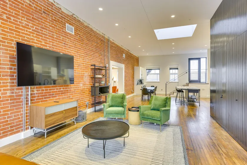 Downtown Omaha Getaway w/ Deck & Gas Grill! - Image 1