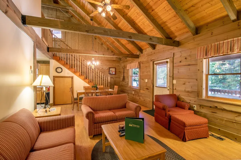 Log Cabin Multi Lvl Queen - Image 1