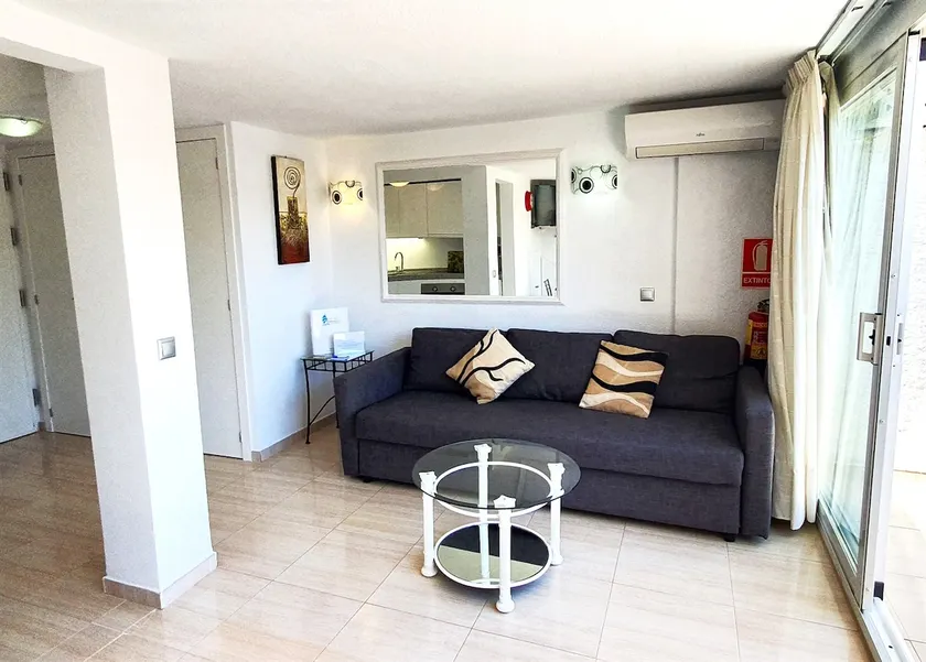 Skol 216 - Modern 1 Bedroom Apartment in Skol Marbella - Image 1