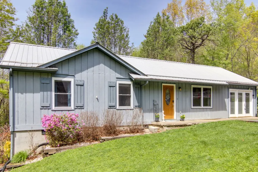 Pet-Friendly Black Mountain Vacation Home w/ Deck - Image 1