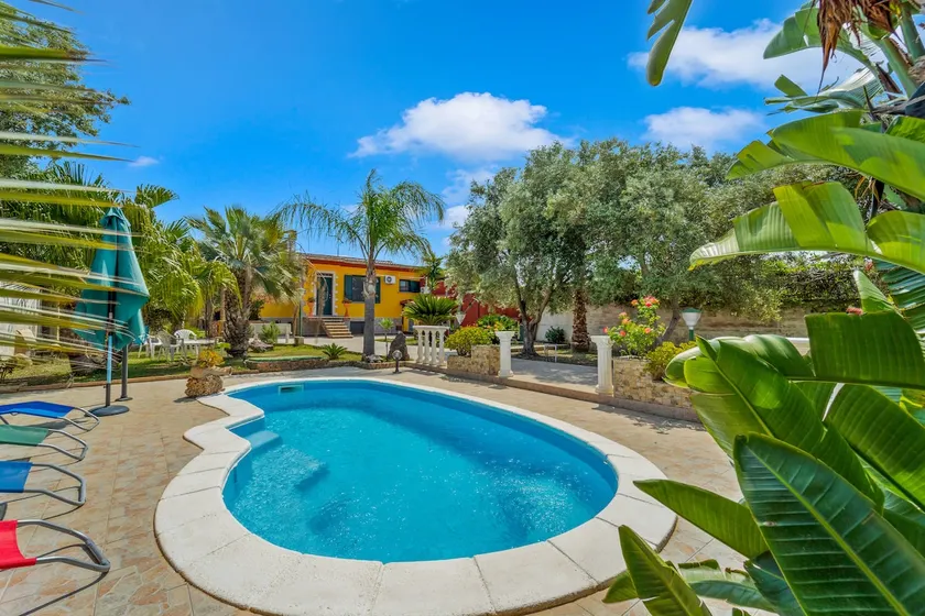 Villa \"Angela\" mit Bergblick, Privatem Pool und Klimaanlage - Image 1
