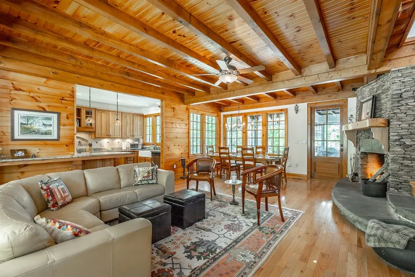 Lane's End | Upscale Rural Lodge + Family Friendly - Image 1
