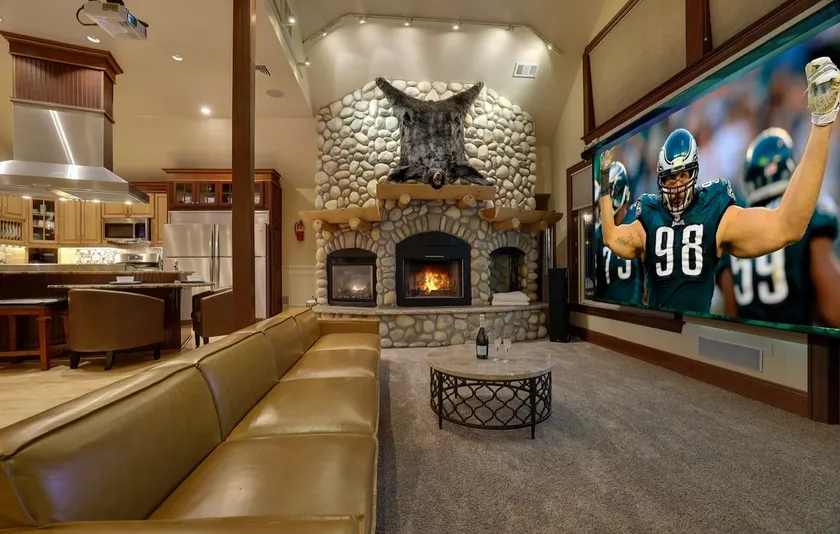 SKI-IN/SKI-OUT,Game Theaters,HOT TUB - Poconos SKi - Image 1