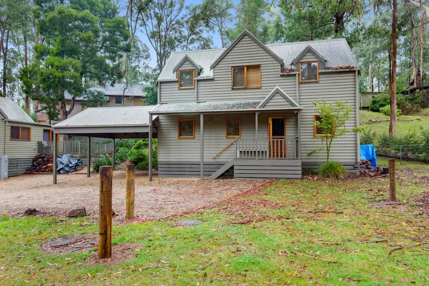 King Parrot Retreat - Image 1