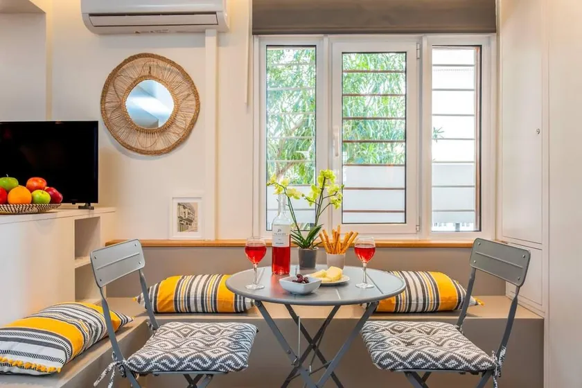 Cozy Nest at Acropolis Footsteps - Image 1