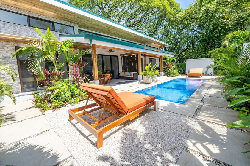 Serene and Tropical Casa Cielo, Pelada Beach - Image 1