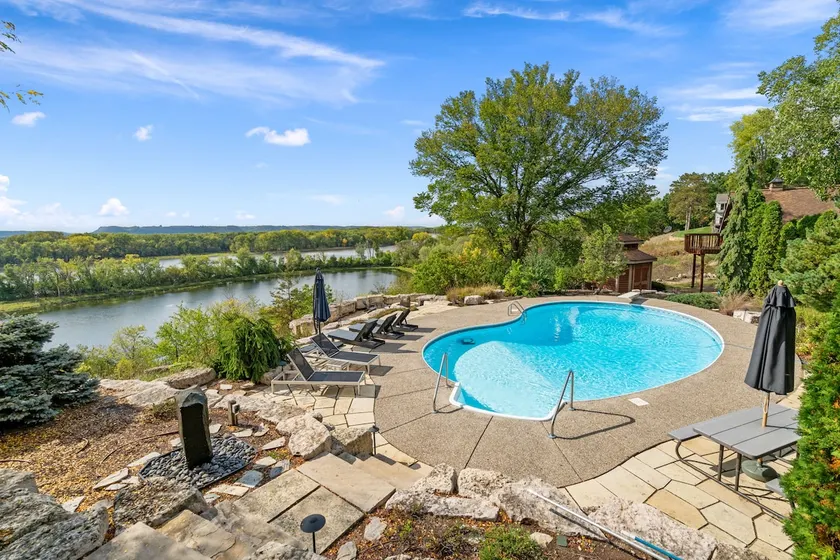 Riverfront Inn w/ Hot Tub & Pool | Pet Friendly - Image 1