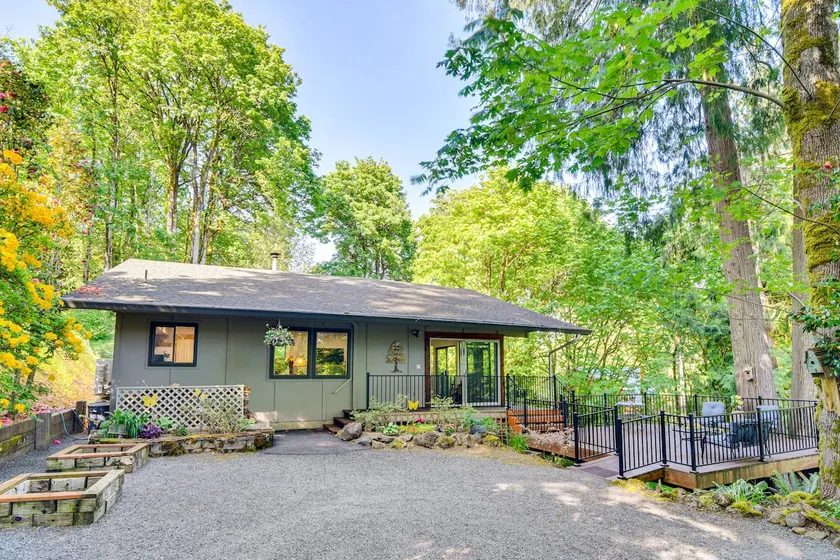 Riverfront Woodland Cabin: Wooded & Forested Views - Image 1