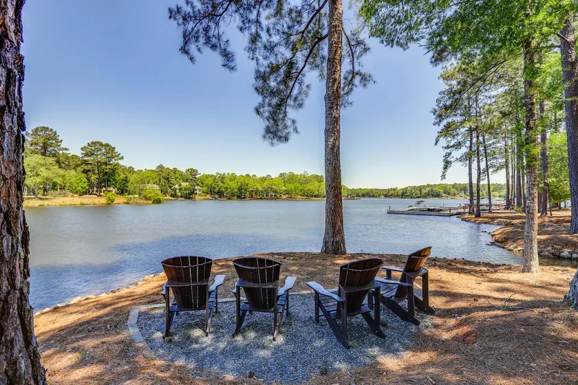 Lakefront Oconee Vacation Rental w/ Patio & Views! - Image 1