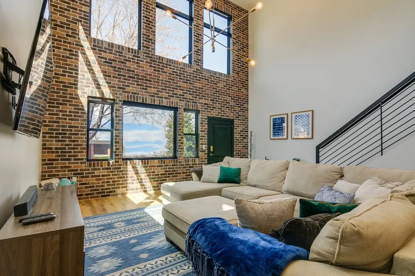 Gateway to Zion! Modern Home in Historic Parowan - Image 1