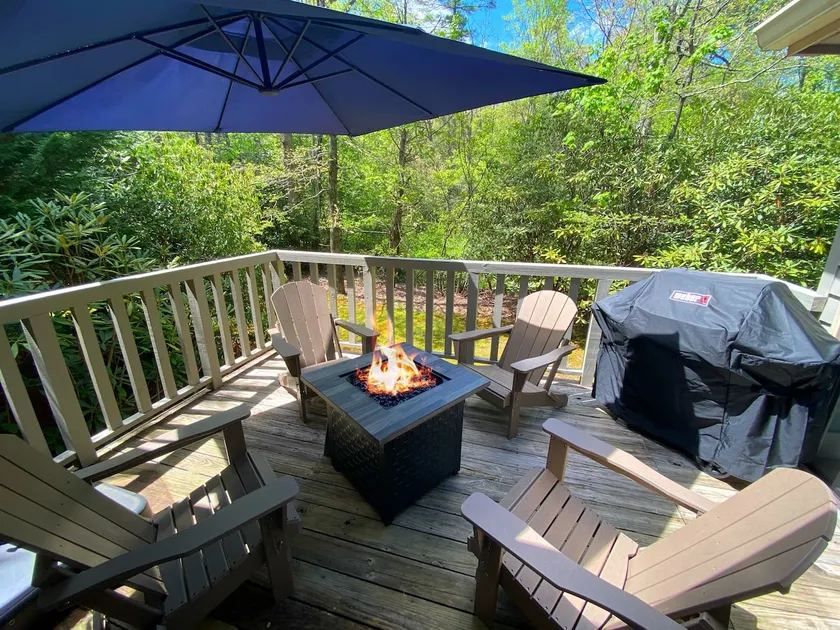 The Sapphire Retreat - Image 1