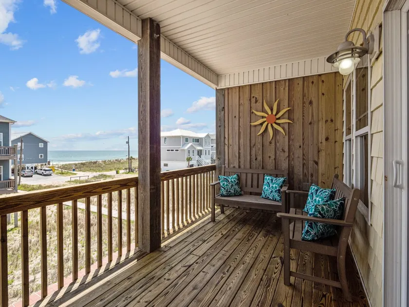 Sunny Side Up Topsail - Image 1