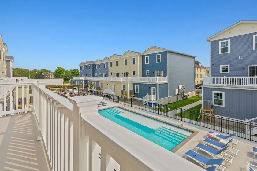 Oasis by Seaport Stays - Premier Townhome - Image 1