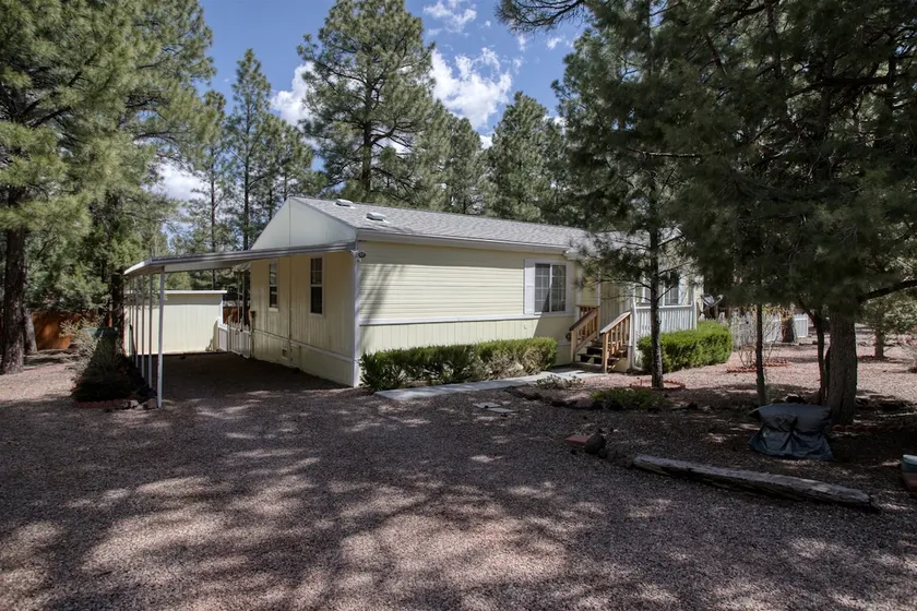 Great 2 Bedroom Home in Beautiful Show Low - Image 1