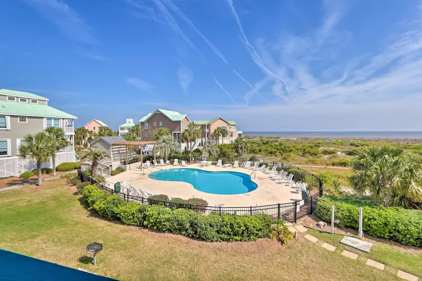 Pool Access & Views at Saint Helena Island Condo! - Image 1