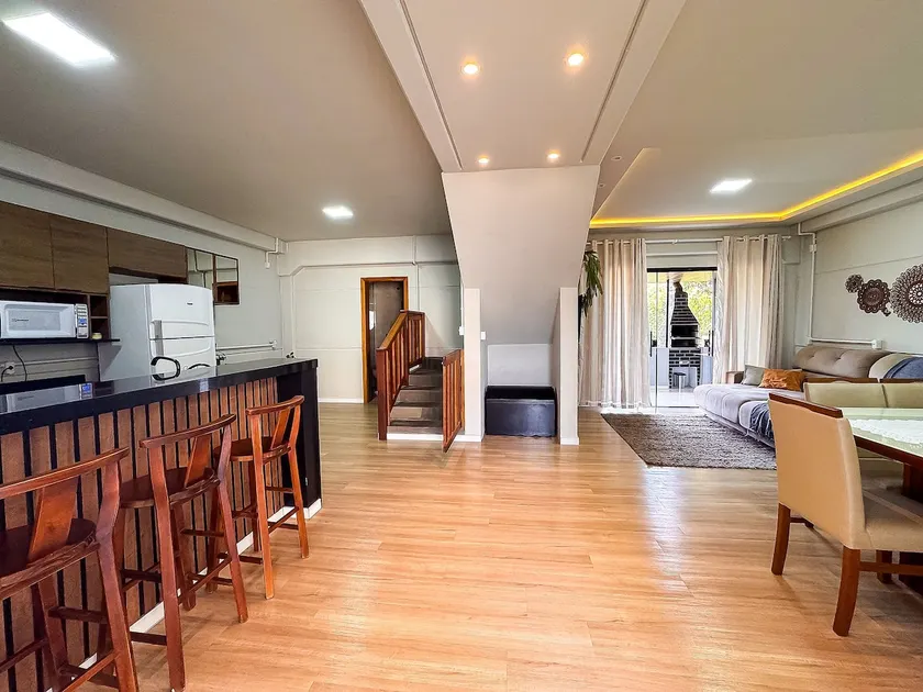 Spacious 3-bedroom house | Up to 11 people - Image 1