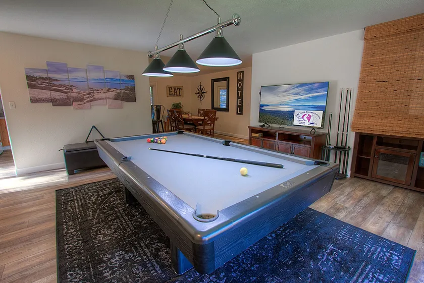 Walk to Beach | Pool Table | Pet-Friendly | BBQ - Image 1