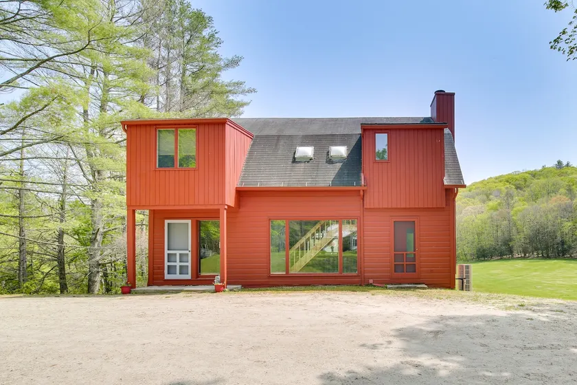 Serene Salisbury Rental Home on 26 Acres w/ Deck! - Image 1
