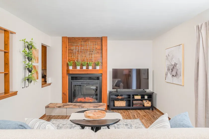 Cozy Family Retreat near Grocery & Highways - Image 1