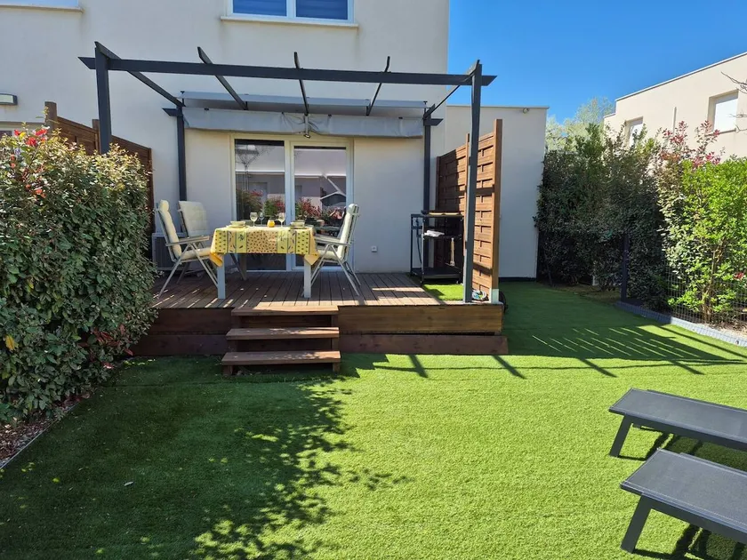 Sunny bright villa/beach 5'/pool/parking - Image 1