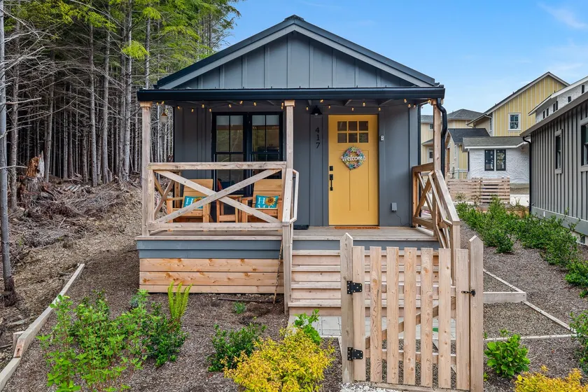 Seabrook's Hammerbarn: Dog Friendly! - Image 1
