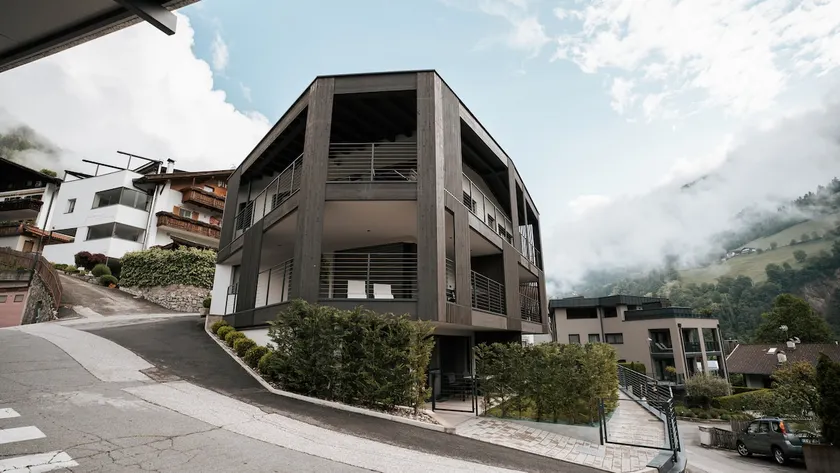 Aktiv Lodge Meran - Terrace Two - Image 1