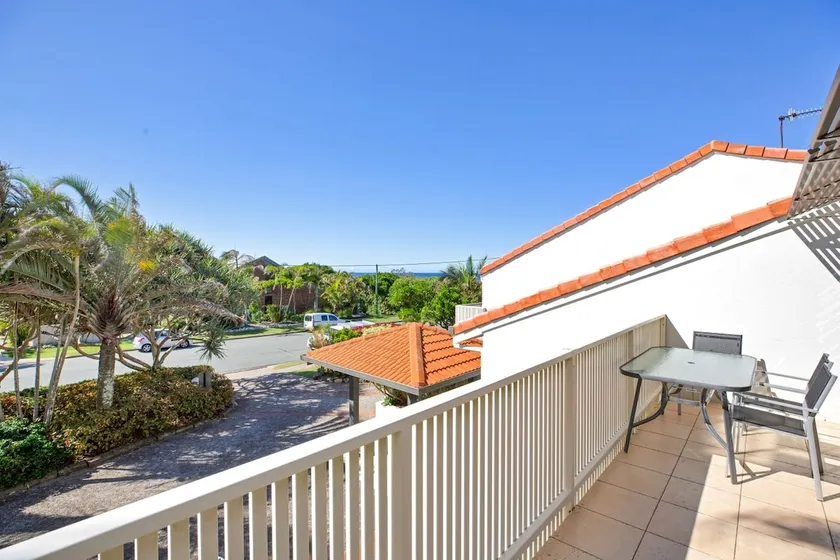 19 Peregian Court Resort - Image 1