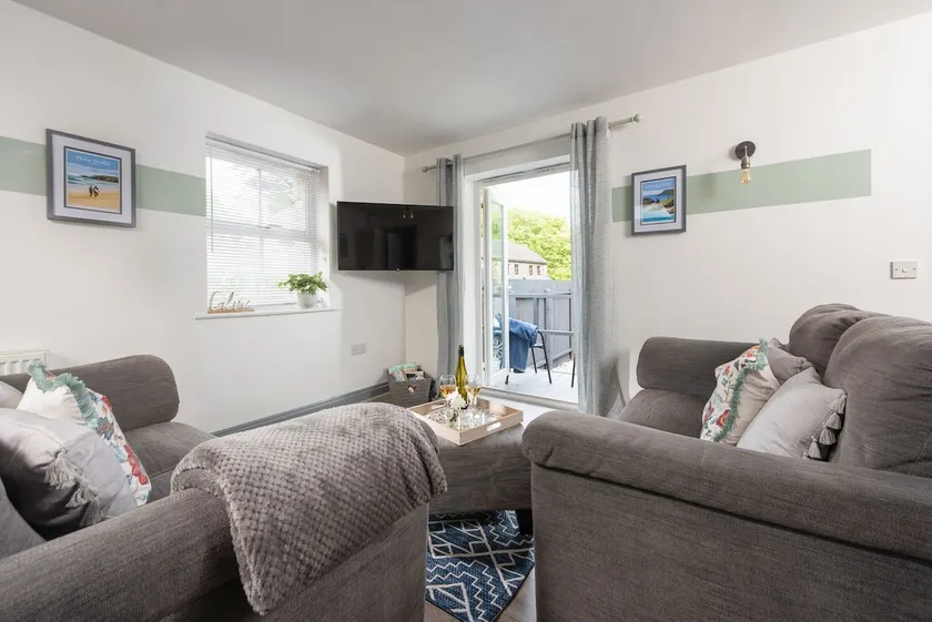 Hoopers Lodge, Hot Tub, Pet Friendly - Image 1