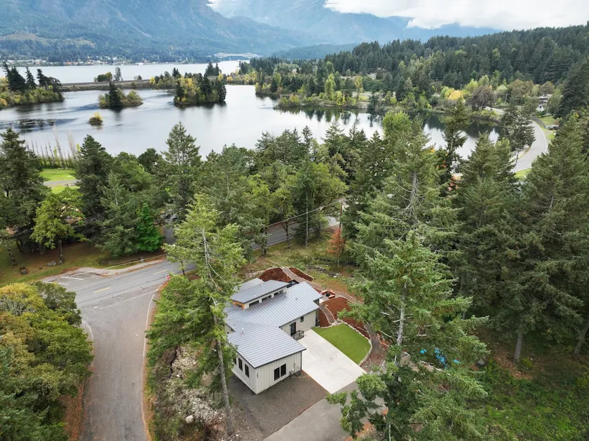 Brand New Modern Home in Stevenson - Image 1