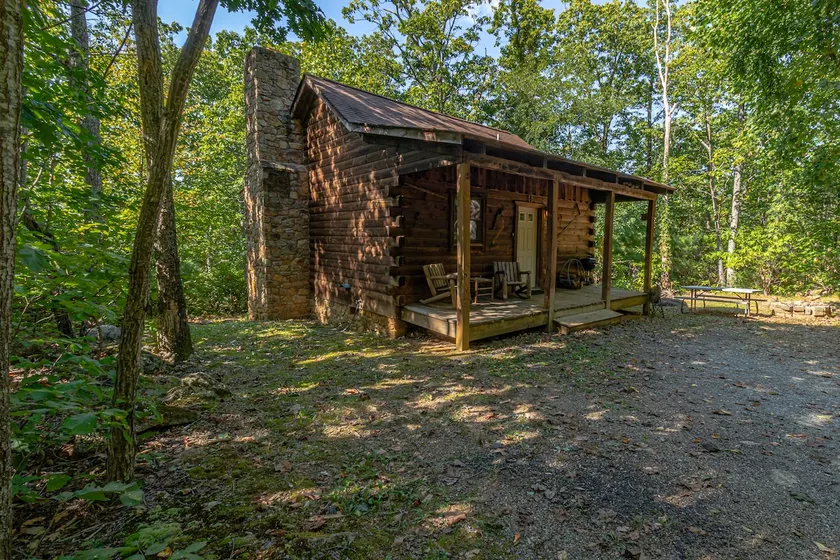 Cabin #9 - Mattie Moo - Image 1
