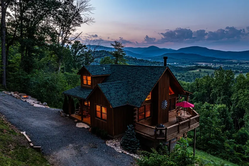 Mountainside Retreat - Image 1