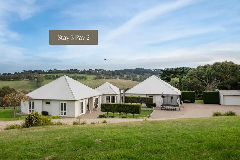 Shoreham Homestead Walk to Vineyards - Image 1