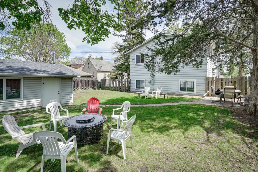 Spacious Minneapolis Home Rental: 8 Mi to Downtown - Image 1